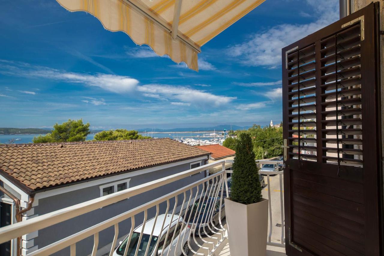 Apartmani Marion Crikvenica Ngoại thất bức ảnh