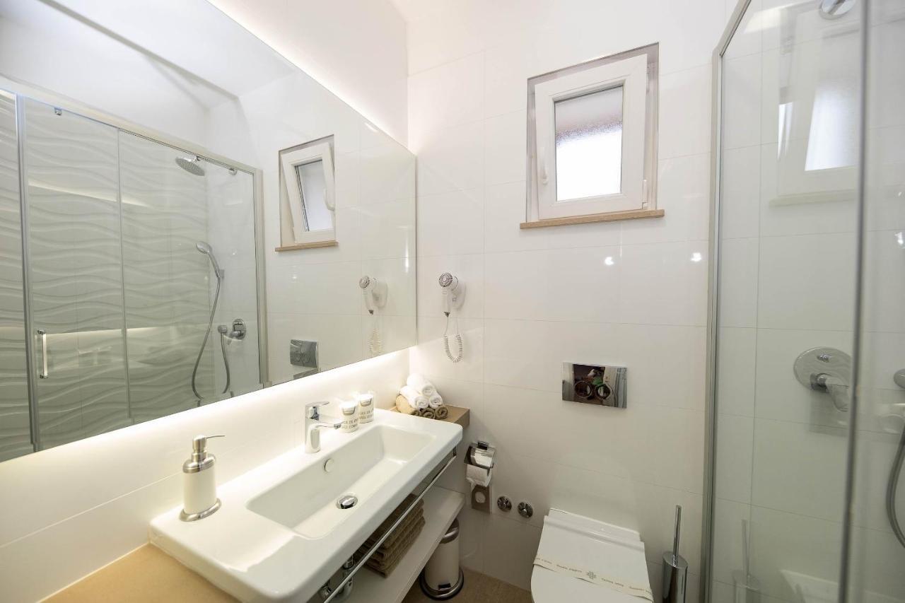 Apartmani Marion Crikvenica Ngoại thất bức ảnh