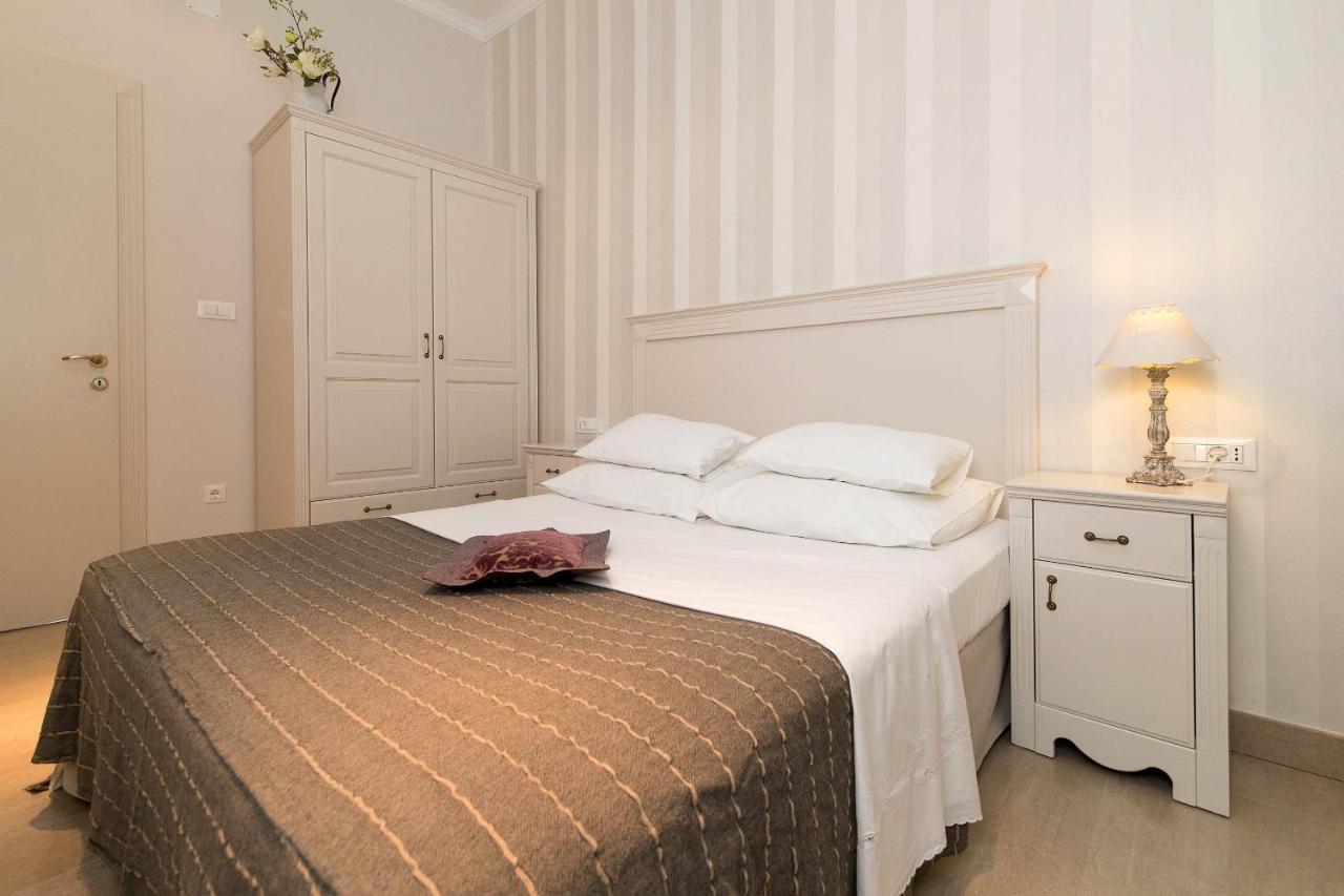 Apartmani Marion Crikvenica Ngoại thất bức ảnh