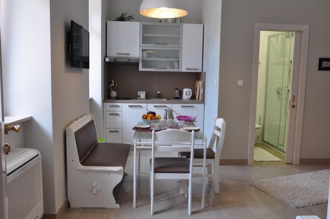 Apartmani Marion Crikvenica Ngoại thất bức ảnh